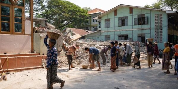 Myanmar quake: Ongoing aftershocks spread fear